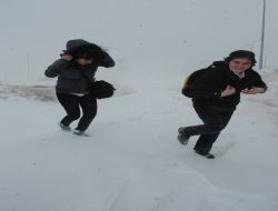 Kriz merkezinden çığ uyarısı